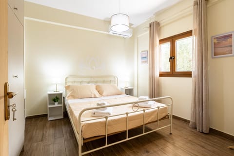 Nelly's Place garden house 1 Apartment in Messenia