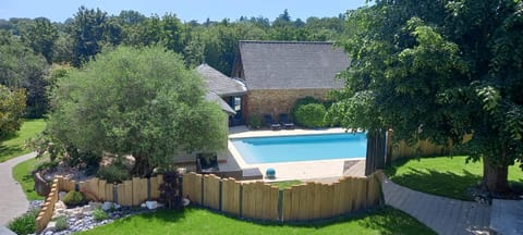 Garden view, Swimming pool, sunbed