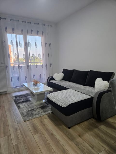 Miss LuX Apartment in Serbia