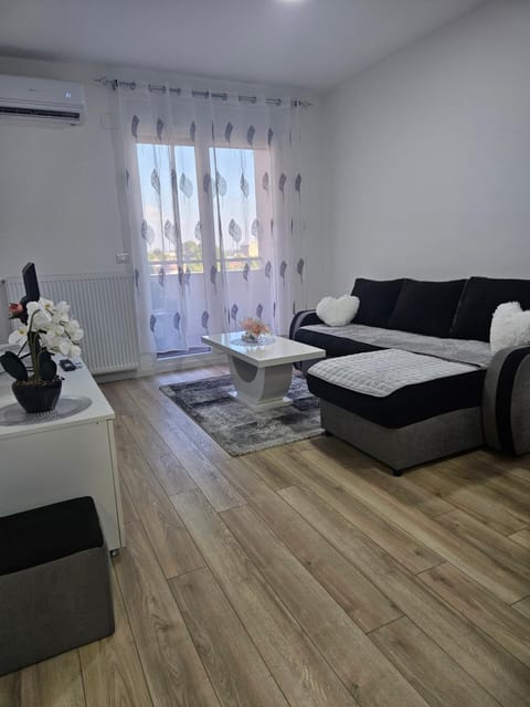 Miss LuX Apartment in Serbia