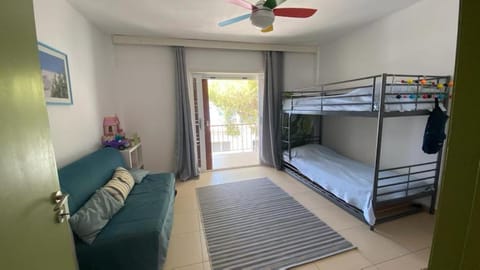 Photo of the whole room, Bedroom, bunk bed