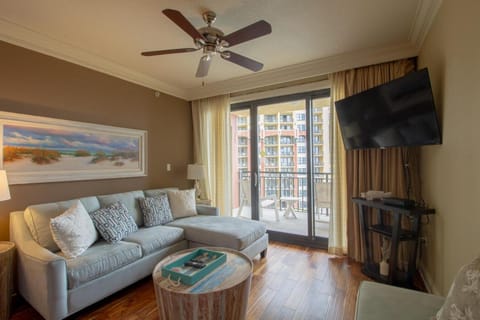 Two-Bedroom Harborwalk Village Vacation Rental House in Okaloosa Island