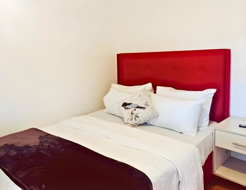 Peace Accommodation B&B Bed and Breakfast in Cape Town