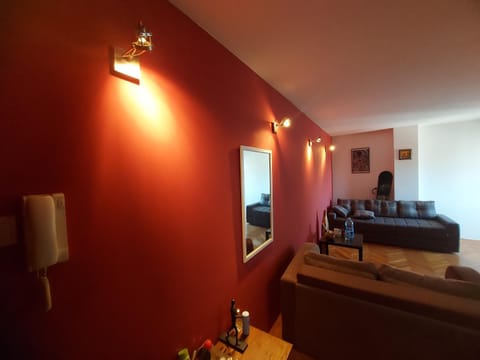 Hello Africa apartment Apartment in Novi Sad