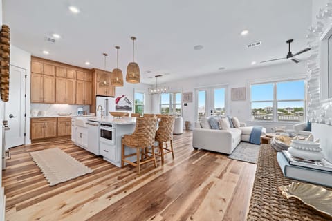 Harbor Haven at Yacht Harbor House in Ono Island