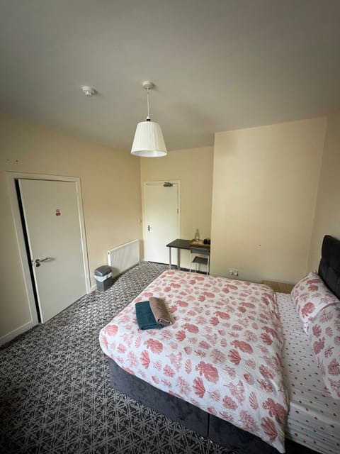 Whitefield Guesthouse Bed and Breakfast in Glasgow