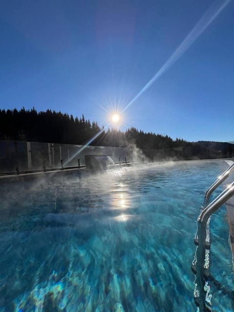 Swimming pool, Swimming pool