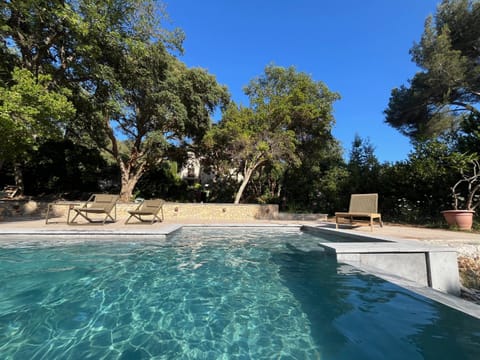 Maison de bord de mer sur la Cote d'Azur Villa in La Londe-les-Maures