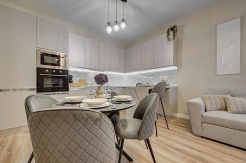 Central 3BR Escape Walk to Everything Apartment in Sliema