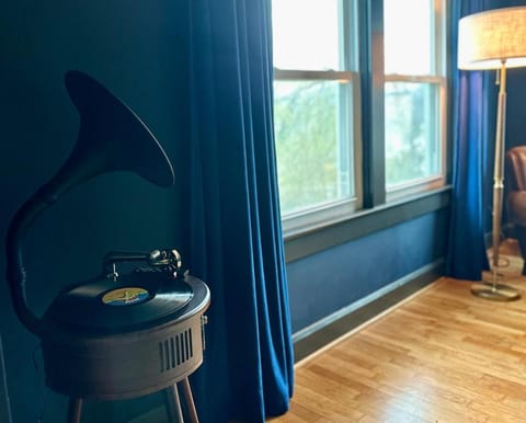 Communal lounge/ TV room, View (from property/room), Decorative detail