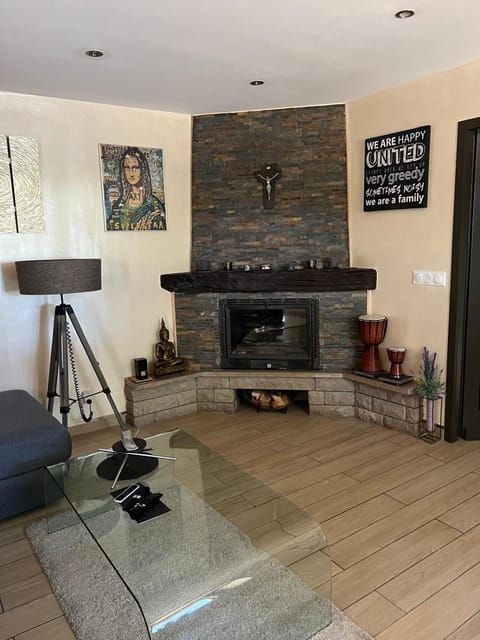 chez Kay Apartment in Canton of Geneva