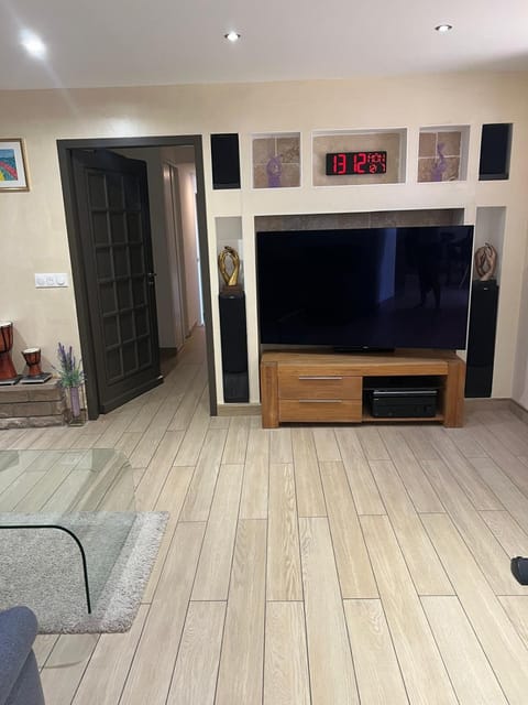 chez Kay Apartment in Canton of Geneva