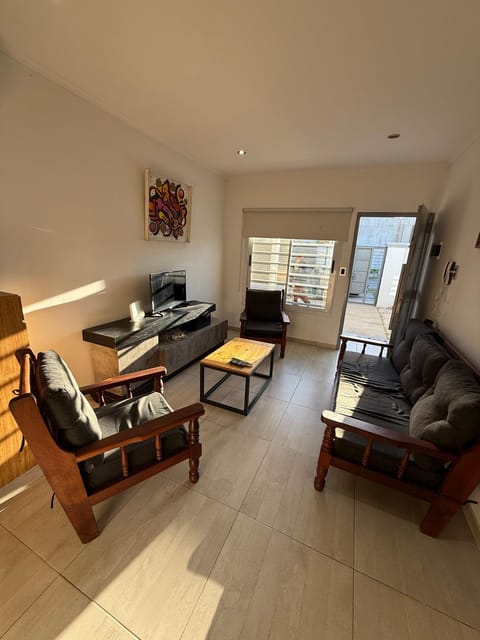 TV and multimedia, Living room, Seating area, Dining area, hair dresser