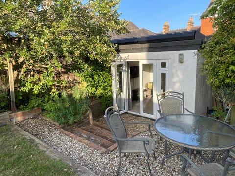 Cosy, Cute Annnex Apartment in Sidmouth