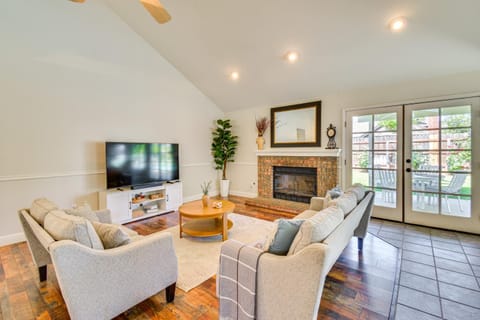 Clovis Family Home Private Pool, Near Old Town! House in Clovis