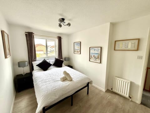 Kings Luxury Home - Free Parking and Fast Broadband House in England