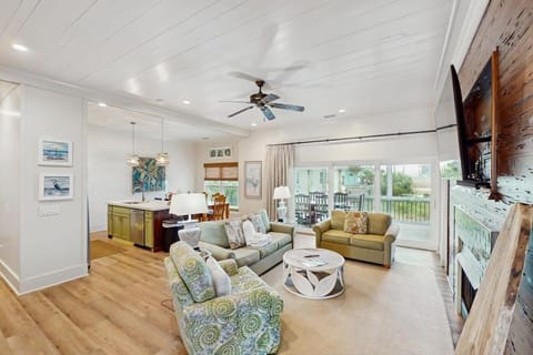 Sunset & Smiles House in Saint George Island