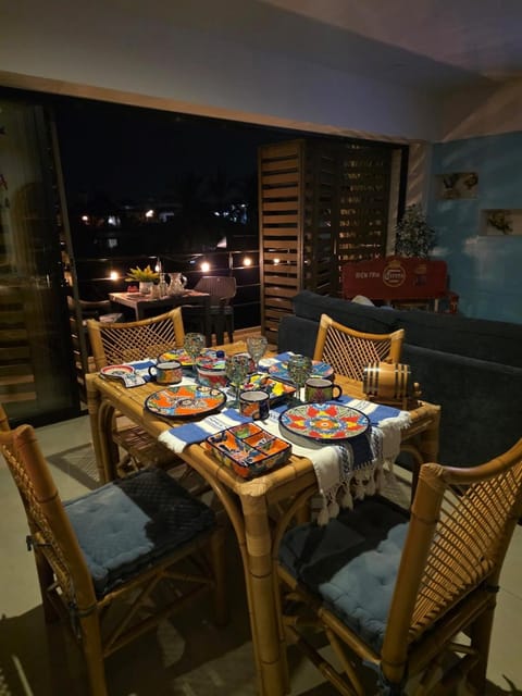 Balcony/Terrace, Living room, Seating area, Dining area