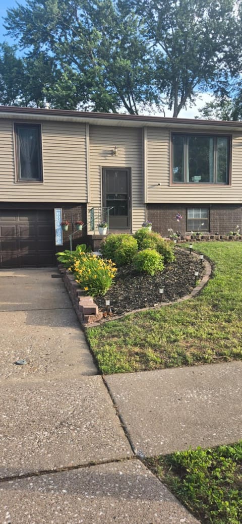 Peace and tranquility House in Davenport