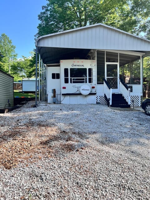 Property building, Parking