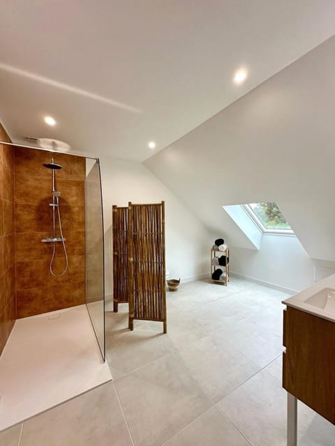 Le Candie Noble Alençon House in Alençon