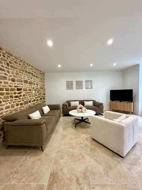 Le Candie Noble Alençon House in Alençon