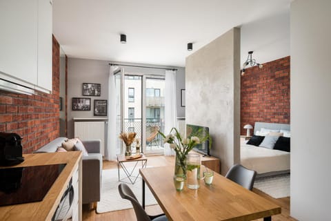 Kitchen or kitchenette, Living room, Seating area, Dining area