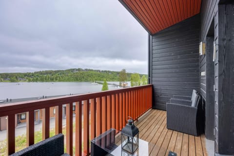 Natural landscape, Balcony/Terrace, Lake view