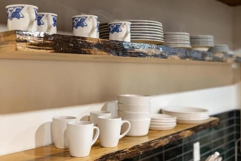 Stay At 4K House in Arnold