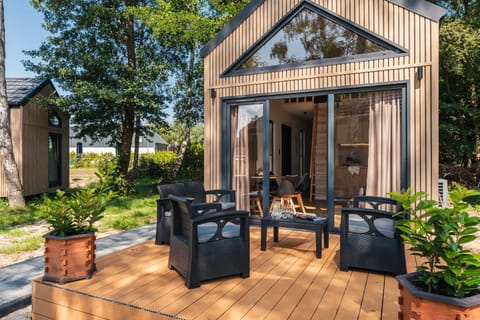 Property building, Patio, Day, Seating area