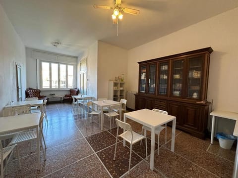Near It All 2 Bed and Breakfast in Pisa