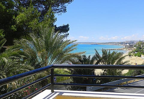 Balcony/Terrace, Balcony/Terrace, Beach, Bedroom, Sea view, Sea view