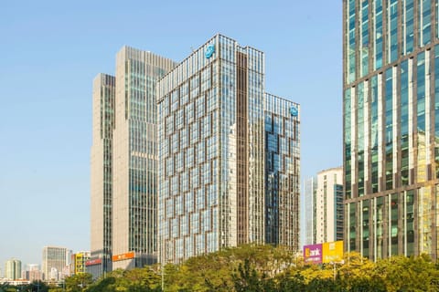 Property building, Day