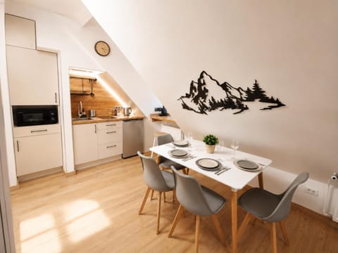 Kitchen or kitchenette, Living room, Dining area, microwave, oven, kitchen