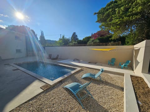 Pool view, Swimming pool