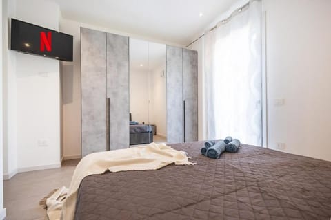 AmazHome - "Piano House" parking and near the beach Apartment in Cattolica