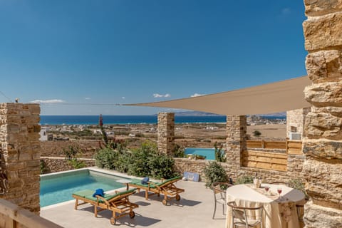 Pool view, Sea view