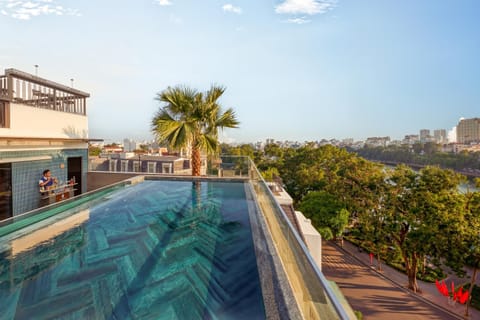 Pool view, Swimming pool