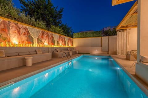 Aladdin Luxury Suites With Shared Pool Apartment in Crete