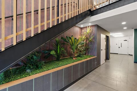 W315 Modern Luxury 1Bd Condo In Downtown Minneapolis, Minutes From Minneapolis Convention Center & US Bank Arena Apartment in Loring Park