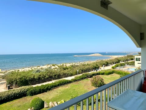Day, View (from property/room), Balcony/Terrace, Beach, Sea view