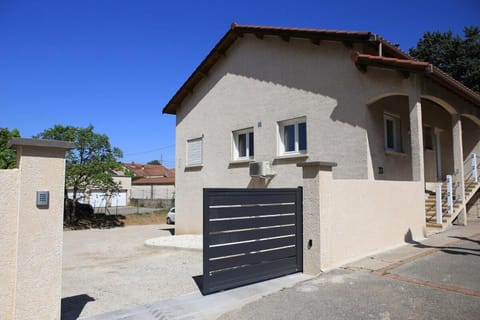 Superbe appartement T2 Apartment in Bourgogne-Franche-Comté