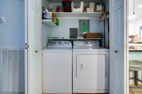 1111 Summerwind Cottage House in Seabrook Island