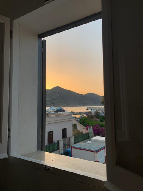View (from property/room), Balcony/Terrace, Sea view, Sunset