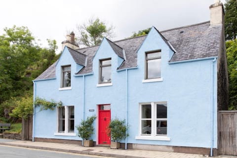 The Blue House House in Portree