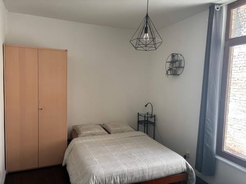 Bed, Bedroom, wardrobe