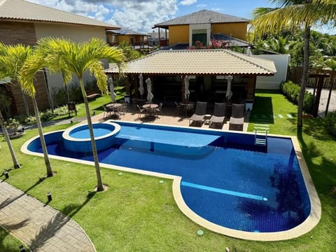 Property building, Day, Garden, Garden view, Pool view, Swimming pool