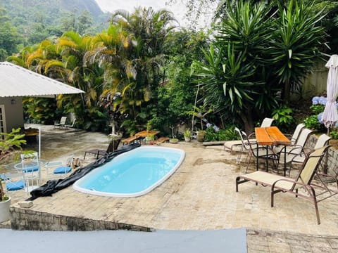 Garden, Swimming pool