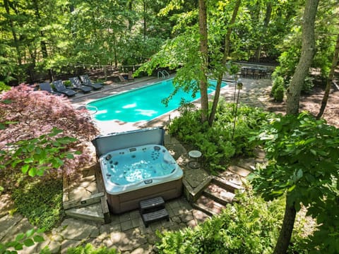 Oasis in the Woods House in Michiana