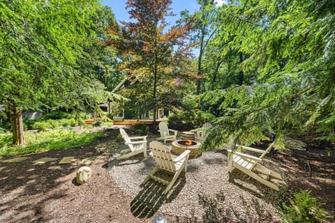 Oasis in the Woods House in Michiana